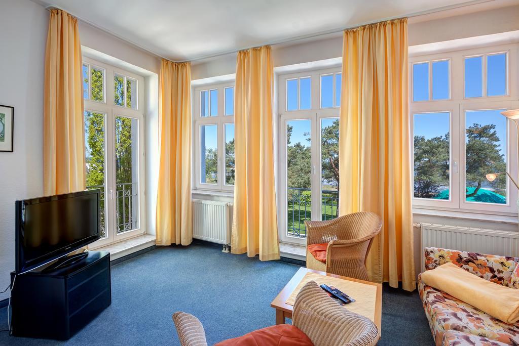 Haus Seeblick Hotel Garni & Ferienwohnungen Zinnowitz Exterior photo
